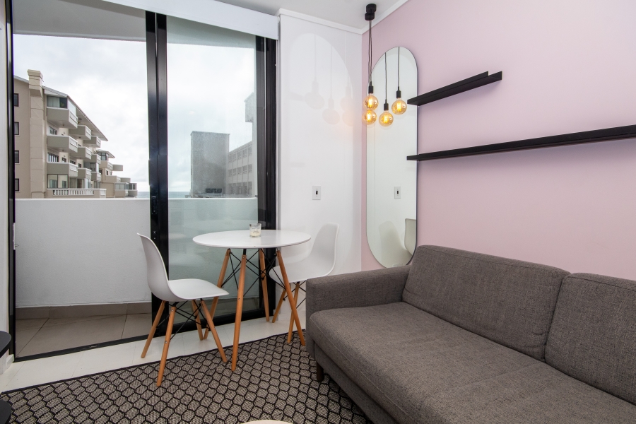 1 Bedroom Property for Sale in Sea Point Western Cape